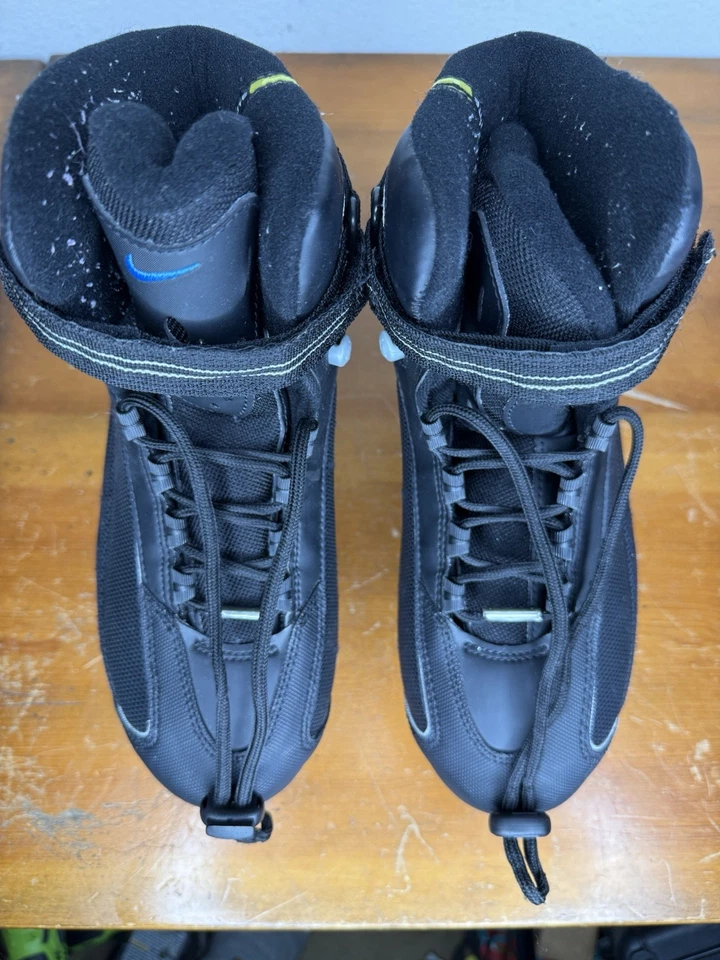 Nike Tuuk Patines de Hielo Para Hombre Talla 9 M Euro 42 Negro Plata Usado Ver Fotos Foto 3 de 4