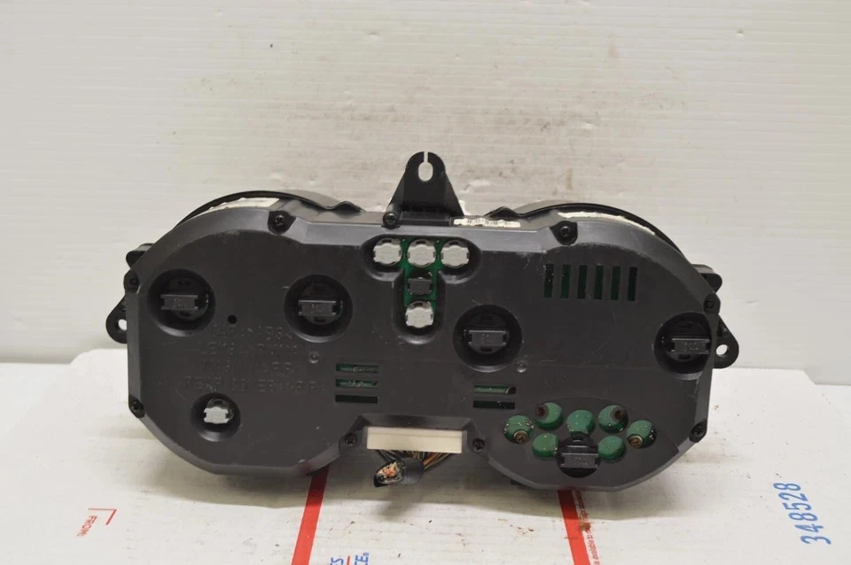 Cuadro de instrumentos velocímetro Chevrolet Aveo 2006-2007 185 k millas Q3 008 Foto 2 de 3