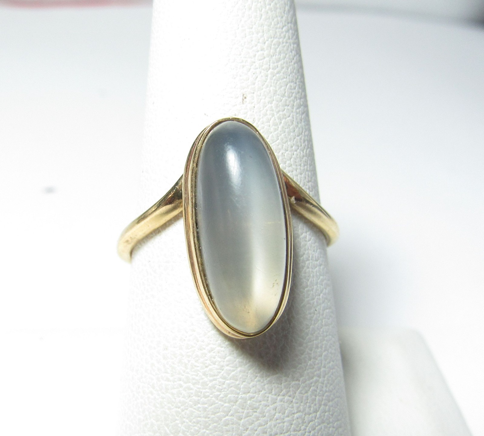 SOLID 14K YELLOW GOLD RING WITH OVAL NATURAL MOON… - image 1