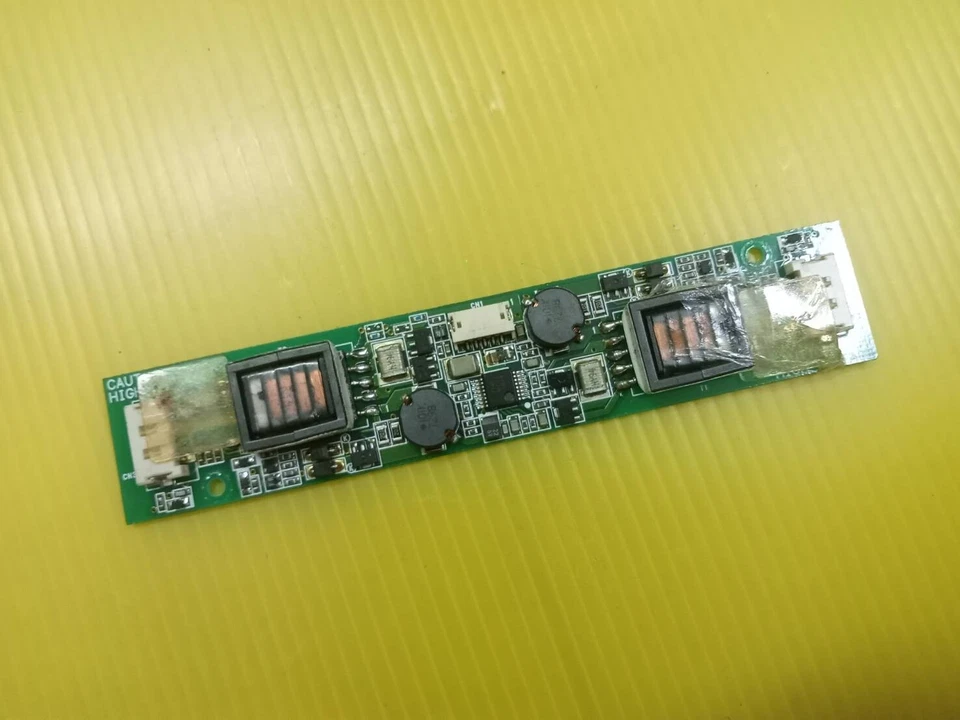 KYOCERA KCI-13-01 IM3708 AT850. Foto 2 de 4