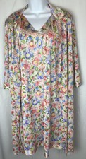 Vanity Fair Pansy Nightgown Robe Set SM Button Front Robe Pink Purple Vintage