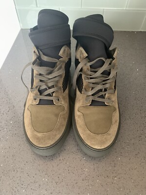 Balenciaga High Top Extremely Light Wear, Worn Once