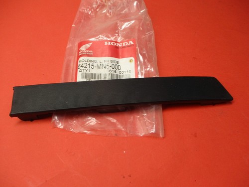 NOS OEM NEW ORIGINAL HONDA GL1500 L. FRONT SIDE MOLDING 64215-MN5-000