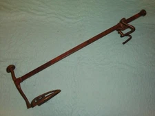 The Moland Boot Tree