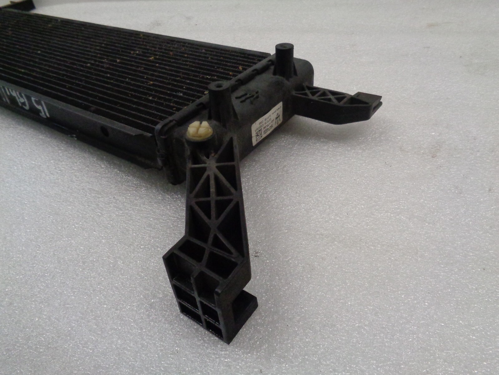 2014-2017 Maserati Ghibli Secondary Water Coolant Cooler Radiator OEM AK240245