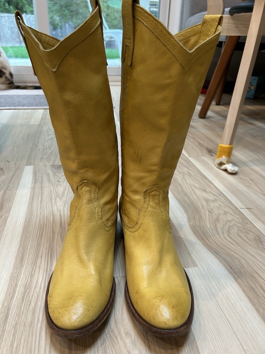 Vintage Frye Yellow Boots Size 7.5 Women display picture 3