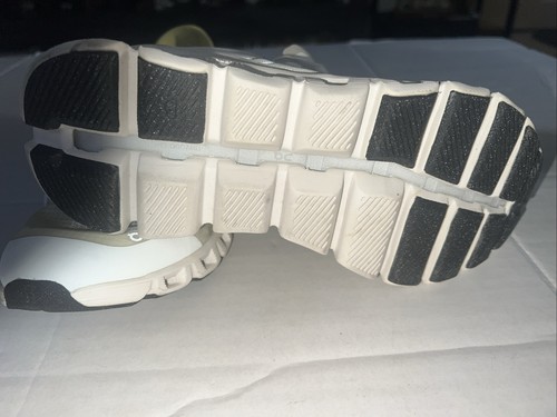 On Women's Cloud X Shift Sneakers Running Shoes, Sz 7.5 White/Gray Vapor Acacia - Picture 9 of 9