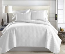 King Size White Quilt Bedding Set with Shams, Lightweight Coverlet Comforter