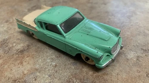 Dinky Toys No:169 Studebaker Golden Hawk - Good Vintage Original Green/white