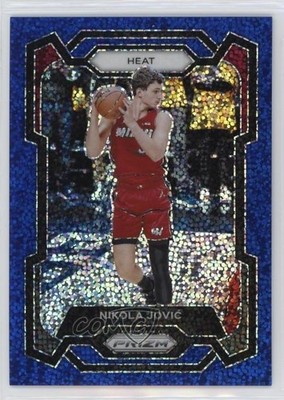 2023-24 Panini Prizm Blue Sparkle Prizm 78/144 Nikola Jovic #121 10p6