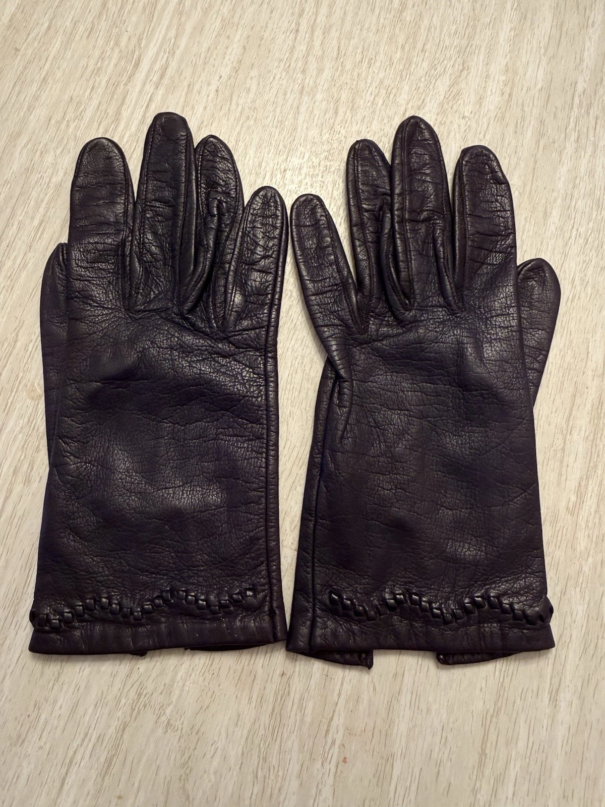 VTG Miss Aris Women's Genuine 8” Leather Gloves Size 6 1/2 Black