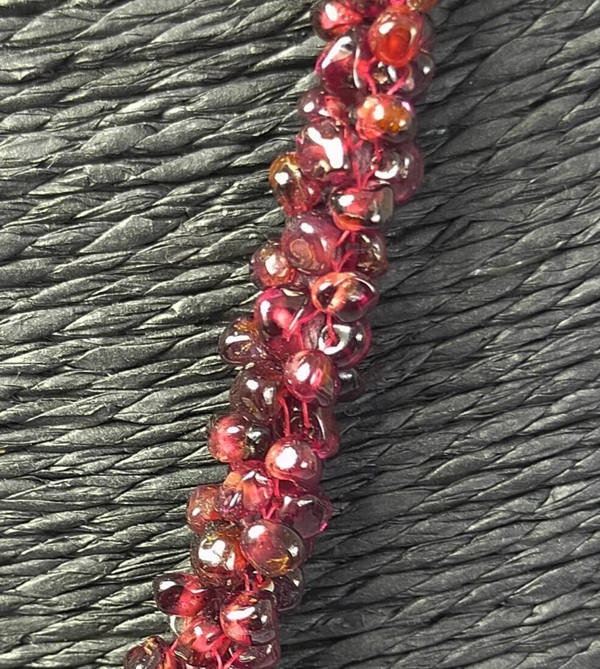 Vintage Genuine Garnet Seed Bead Necklace Twisted Rope Bead 25" Long Necklace - Image 3 of 3
