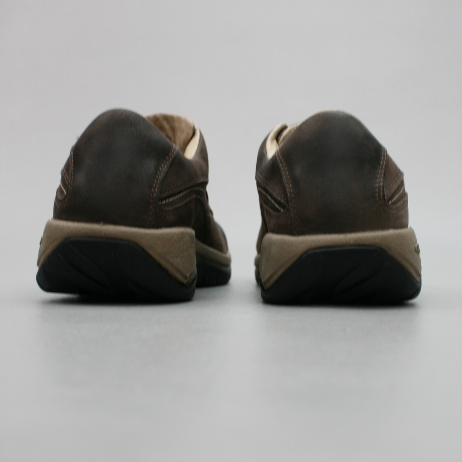 Scarpe comode Keen da donna 9 5 Toyah in pelle marrone scarpe da trekking scarpe da ginnastica 1007732