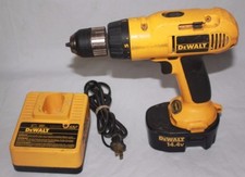 DEWALT DW962 VSR DRILL 3/8" 9.6V DC (DNT #1 D-1)