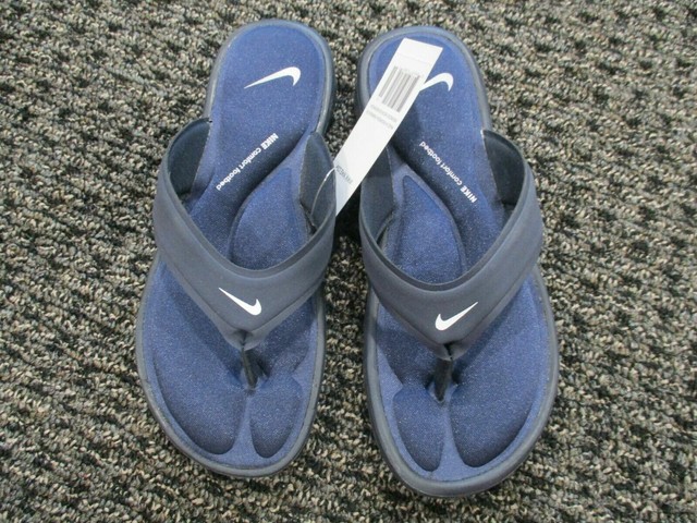 nike female flip flops