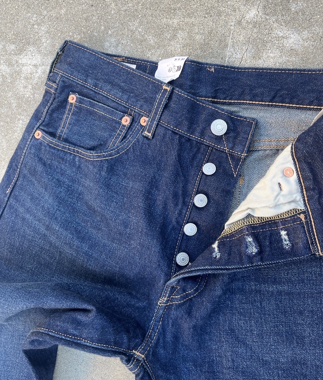 NWT Levi’s Premium 501 ‘93 Straight Fit Selvedge Jeans Men’s Size 31x30 image 8