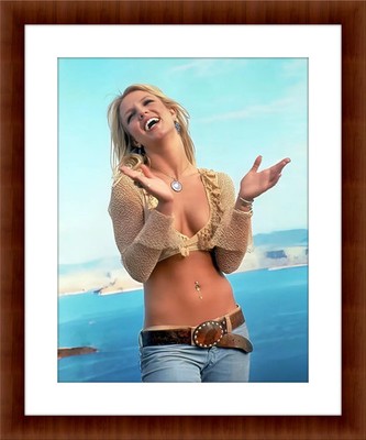Britney Spears 8.5 x 11 Color Unframed Photograph Collectable Print