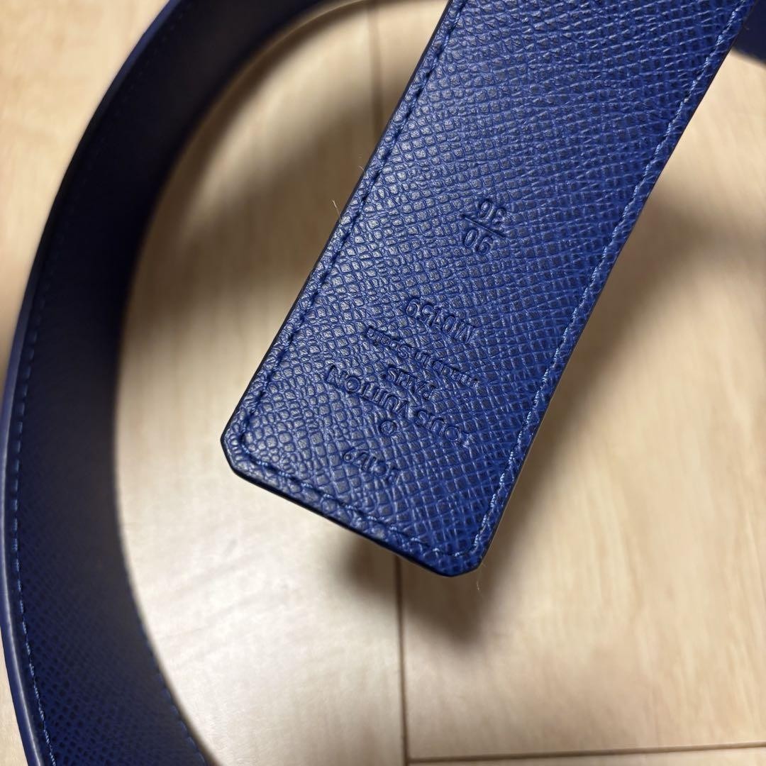 Louis Vuitton ネイビーレザーベルト サイズ90/36cm Authentic Louis Vuitton Navy PVC Leather LV Buckle Size 90