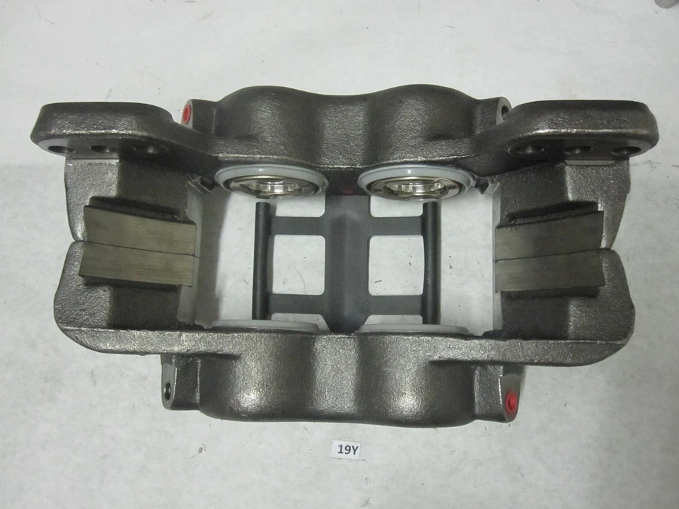 Pinza de freno de disco BARE 3821729C91 9C4Z2B121E 9C4Z2B121B FC4Z2B120B 3821827C91 Foto 3 de 4