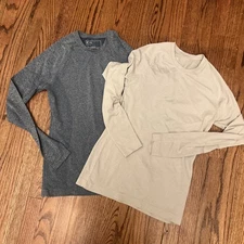 Figs Womens Small Salta Seamless Underscrub Top Long Sleeve Health Care Lot 2!!