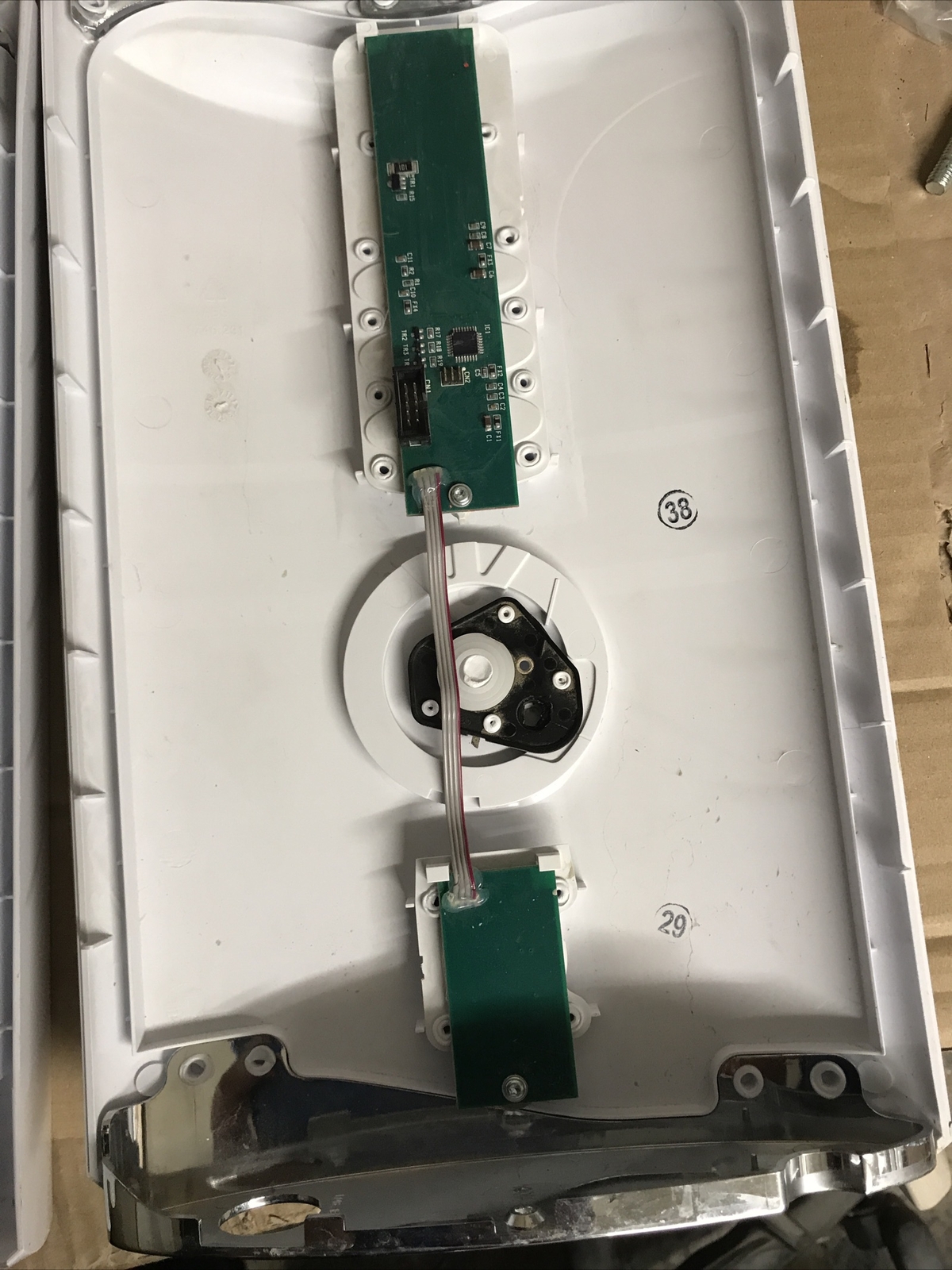 MIRA SPORT MAX WITH AIRBOOST WHITE 10.8KW MANUAL ELECTRIC SHOWER (87467