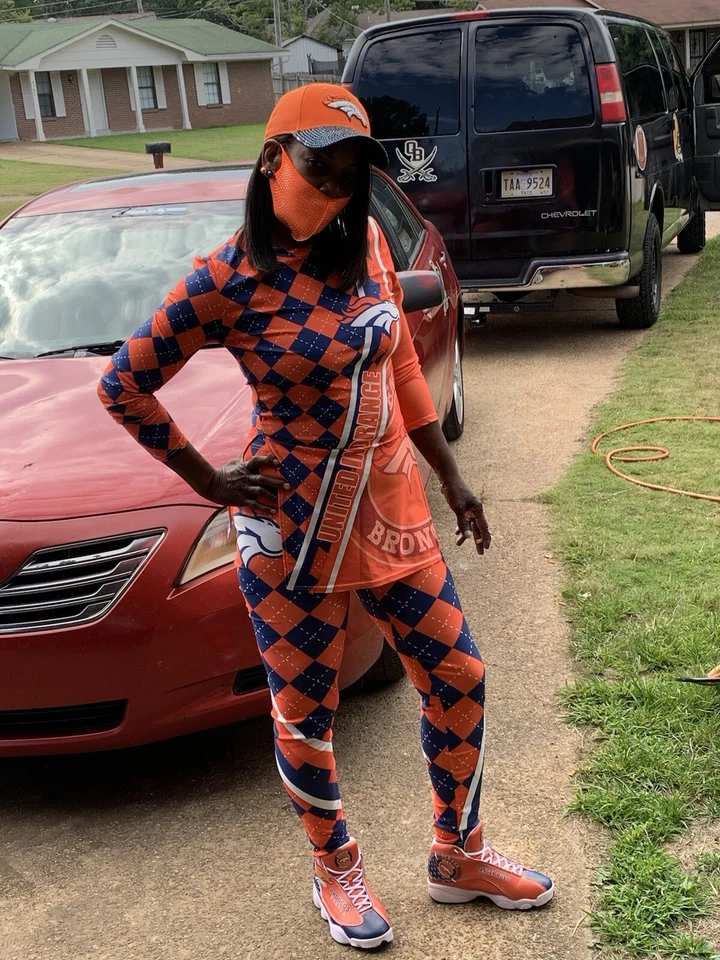 Denver Broncos Para Mujer 2 PIEZAS Chándal Dividido Pullover Camisa Leggings Pantalones Regalo Foto 2 de 3