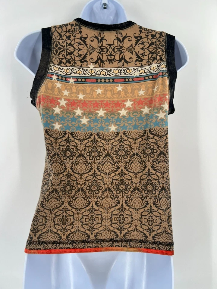 Camiseta sin mangas ajustada de colección Minnie M Dream Fest gráfica Y2K motociclista boho tachonada grunge Foto 2 de 4