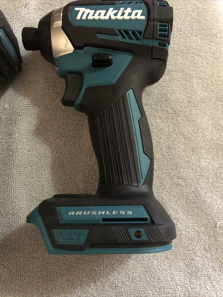 Makita Drill Set 18v Brushless  - Image 3 of 4