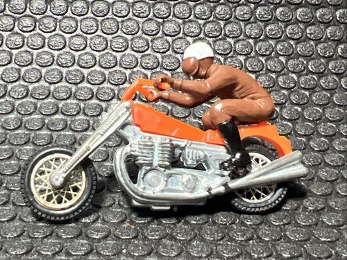 Hot Wheels Rrrumblers 1971 Road Hog In Orange with Brown Rider Motorcycle Bike
