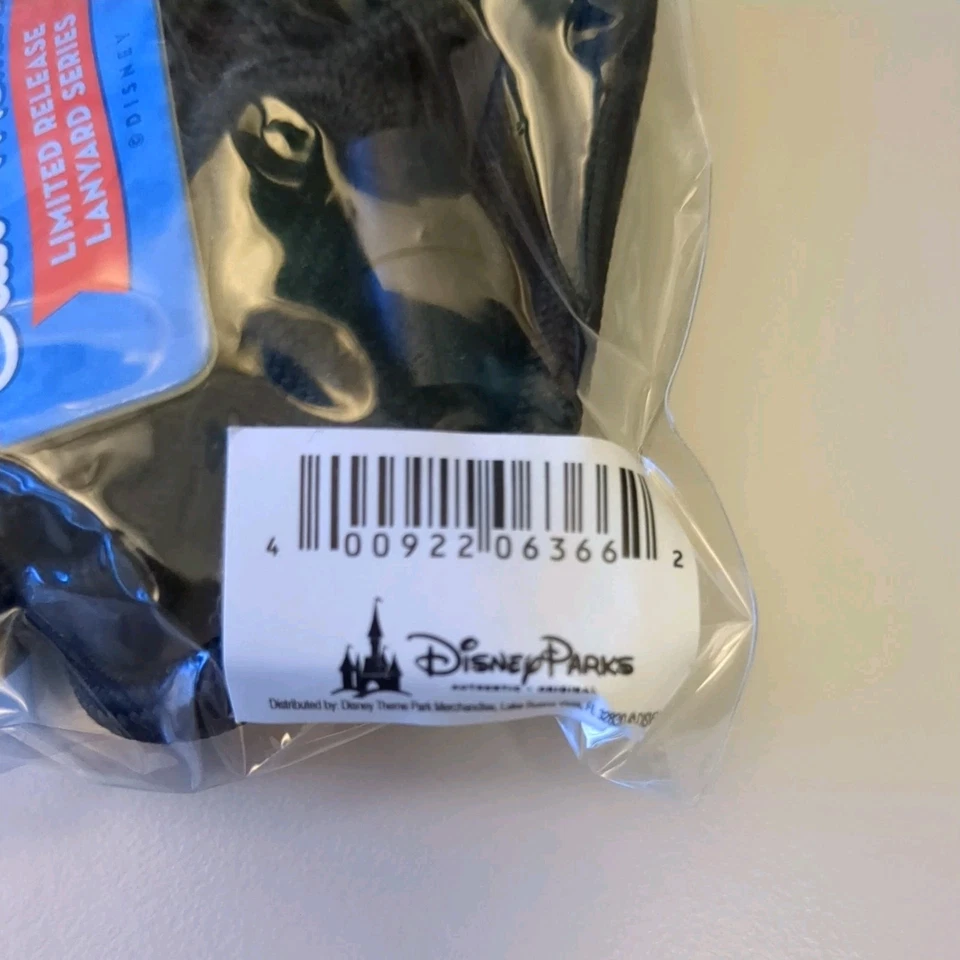 Disneyland Star Wars Galaxy Edge 2020 Rise of the Resistance CM Lanyard NUEVO Foto 4 de 4