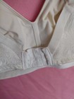 40DD Playtex Back And Side Slimming Bra 18hr 4049 Shimmer Floral  WHITE WIRELESS — photo 4
