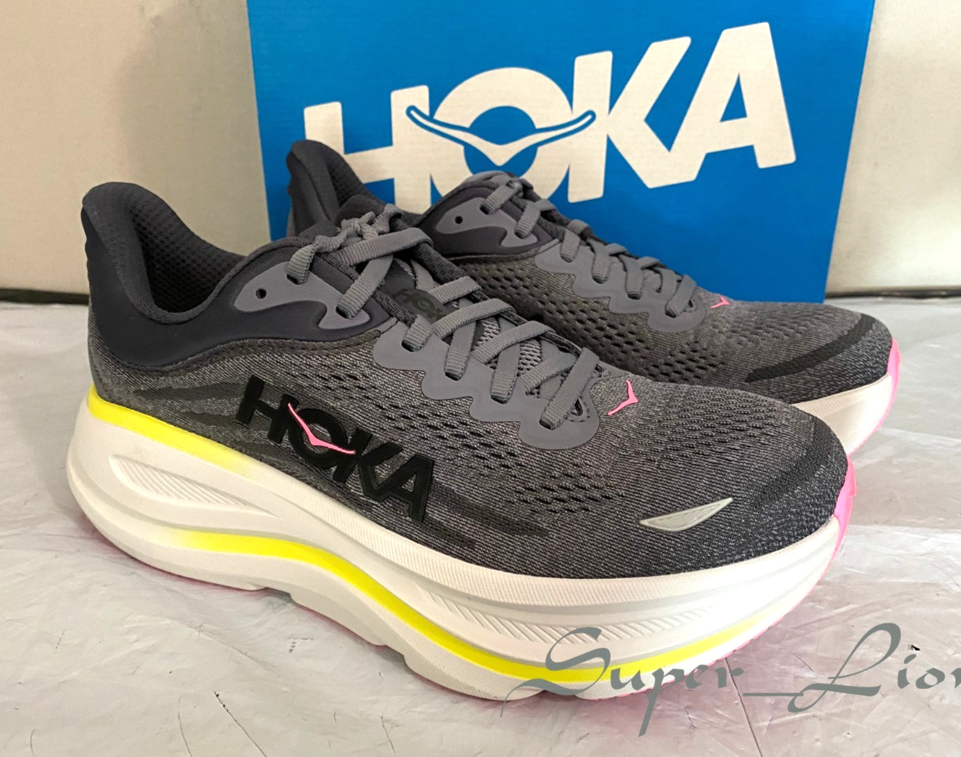 NEW HOKA One One Women's BONDI 9 Running Shoes - SIZE 7.5, 8.5 - Charcoal/Yellow thumbnail 2
