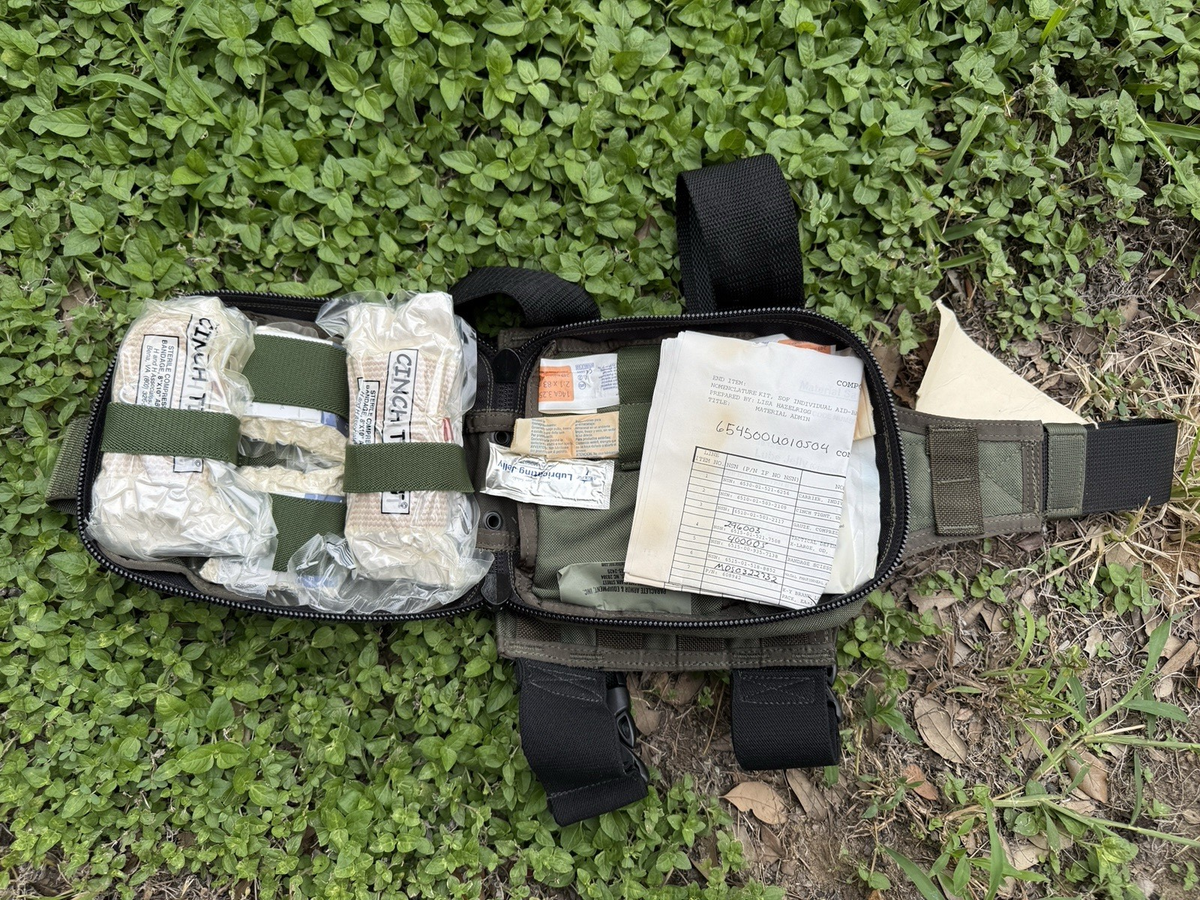 USGI Paraclete Armor Ranger Green First Aid Pouch w/ Inserts Leg