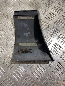 Volkswagen Touareg II 2012 Vorne rechts Beplankung Zierleiste Kotflügel