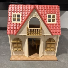Calico Critters Red Roof Cozy Cottage With Accessories