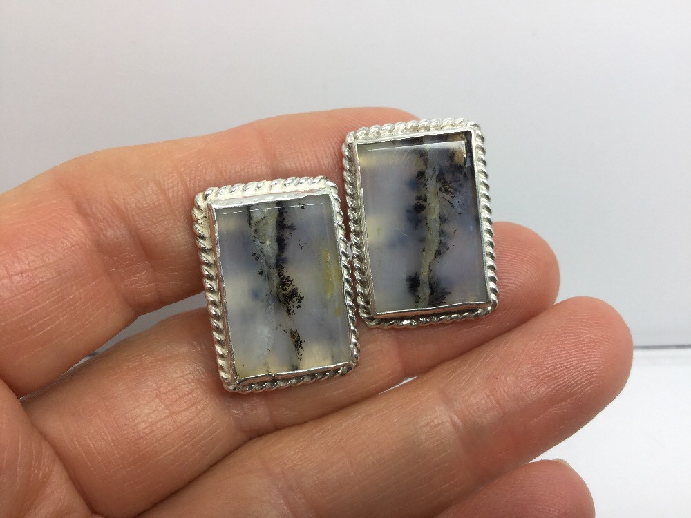 RECTANGULAR SHAPE QUARTZ STERLING SILVER EARRINGS - image 1