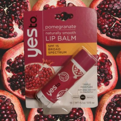Lipbalm Pomegranate Naturally Smooth SPF 15 Broad Spectrum 4,2 g