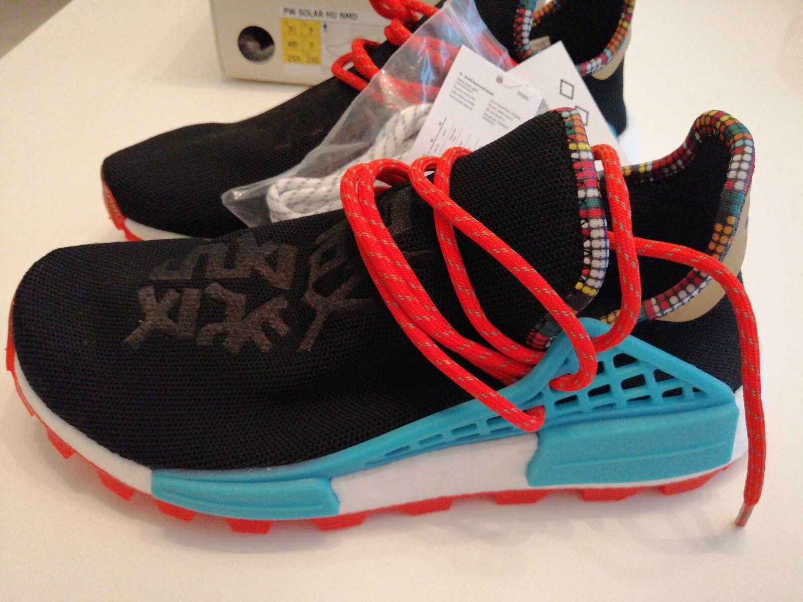 adidas schuhe human race