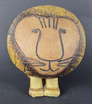 Lisa Larson Ceramic Lion Gustavsberg 1960s Medium Size Art Pottery MCM Figurine