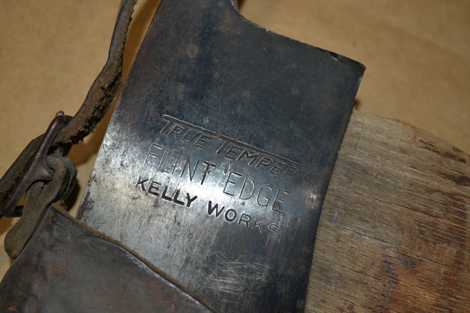 TRUE TEMPER  FLINT EDGE KELLY WORKS - PULASKI / MATTOCK AXE - ORIGINAL SHEATH