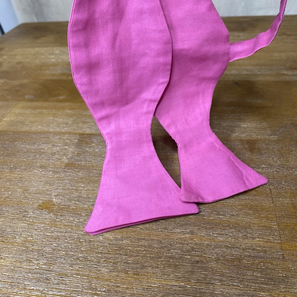 Gravata borboleta rosa vintage anos 80 unissex preppy - Imagem 3 de 4