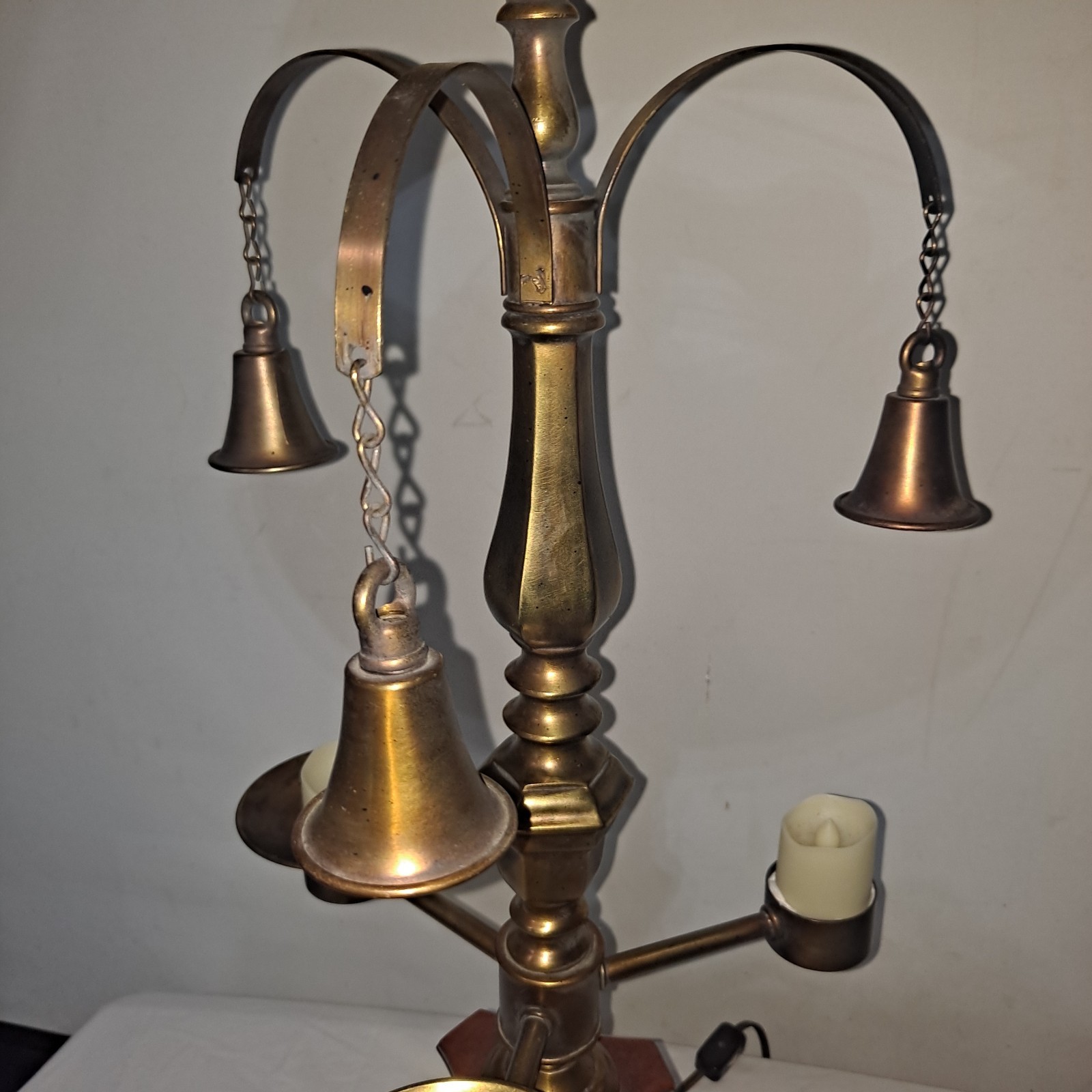 VTG Frederick Cooper Brass & Wood Candelabra Bouillotte Table Lamp Orginal Shade