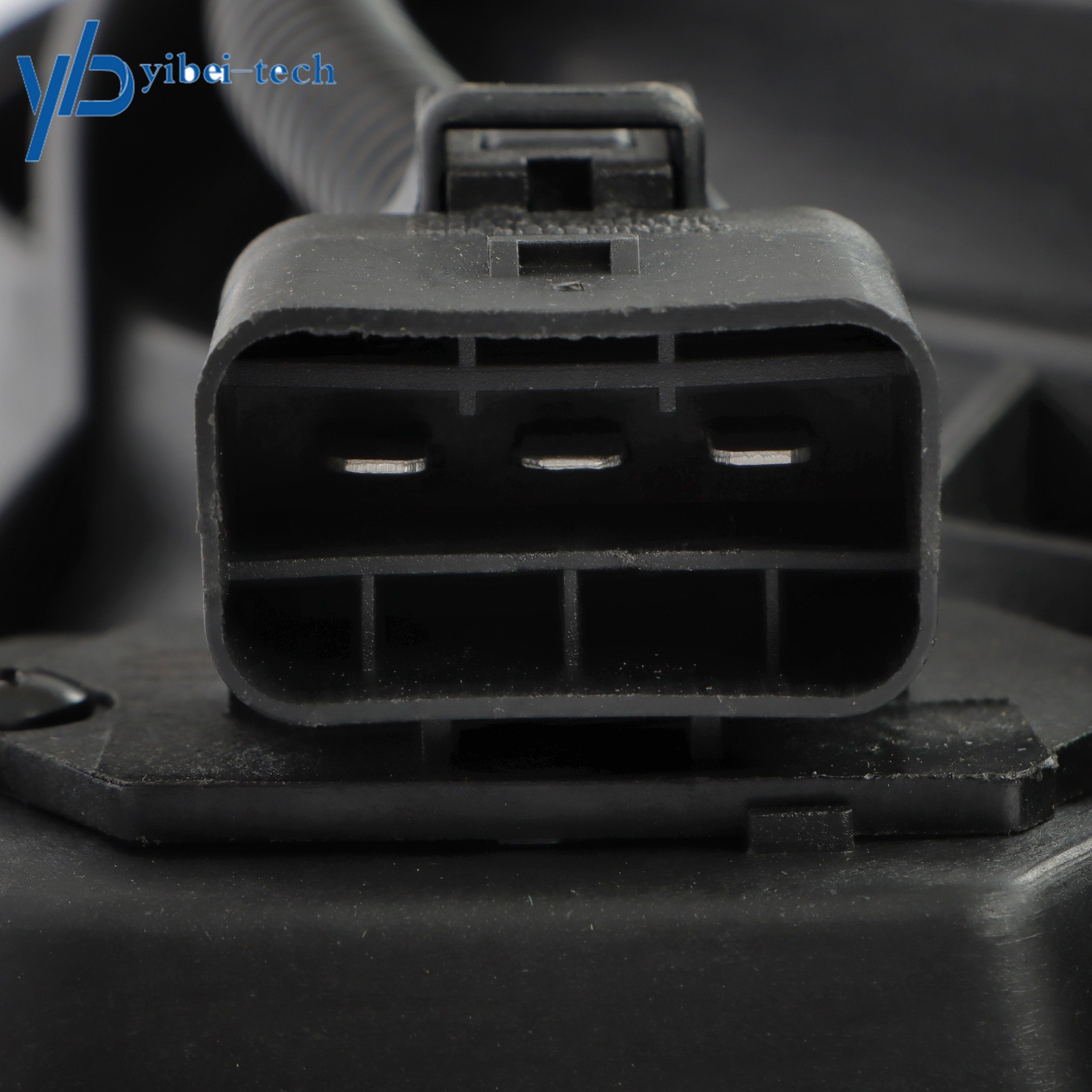 Radiator Cooling Fan Assembly For 2010-15 Hyundai Tucson 11-16 Kia Sportage 2.4L