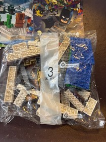 3 Lego sets most not opened 2 Minecraft 1 super heroes 21120, 76034, 21134