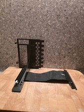 Fractal B-20 PCIe Riser Kabel mit Halterung Zur Vertikalen Montage von GPUs