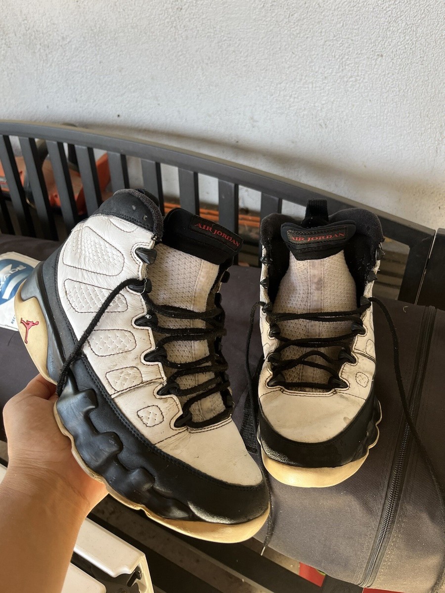 Jordan 9 Space Jam size 8.5 s-l400.jpg main image 4