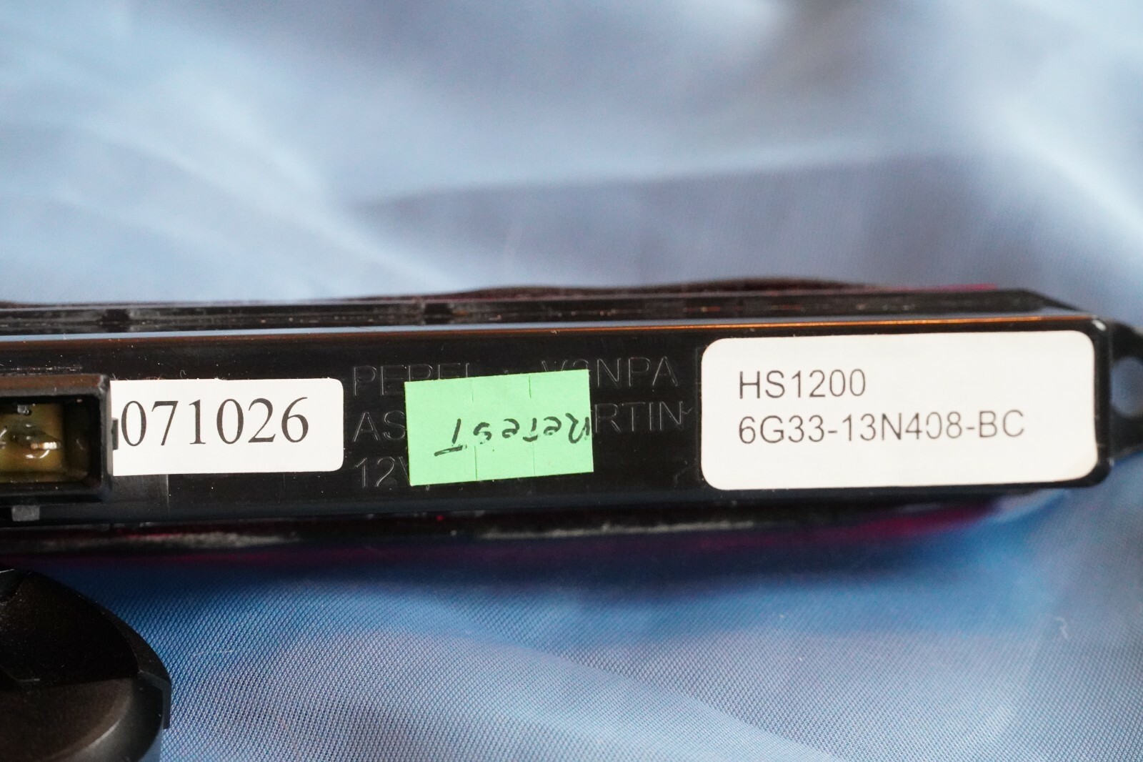 ASTON MARTIN Rapide Vantage DB9 LED Center Brake Tail light OEM 6G33-13N408-BC