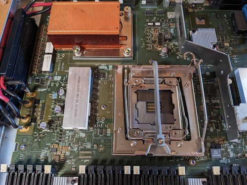 Hewlett Packard Enterprise HP BL920s G8 Blade Server AT068-2001HU NEW - Picture 6 of 14