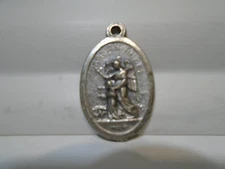 VINTAGE ITALY GUARDING ANGEL 1” MEDAL (MF1166C)