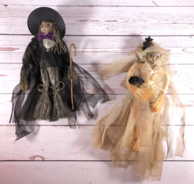 Unbranded Vintage Skeleton Straw Bride & Groom 11 in Dolls with Tulle (BIN G510)